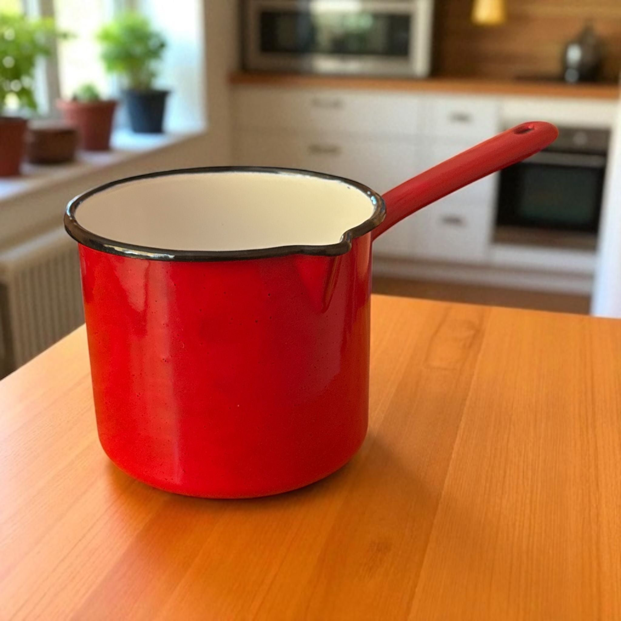Ibric Clasic Roșu 1.5L – Simplu, Elegant, Util