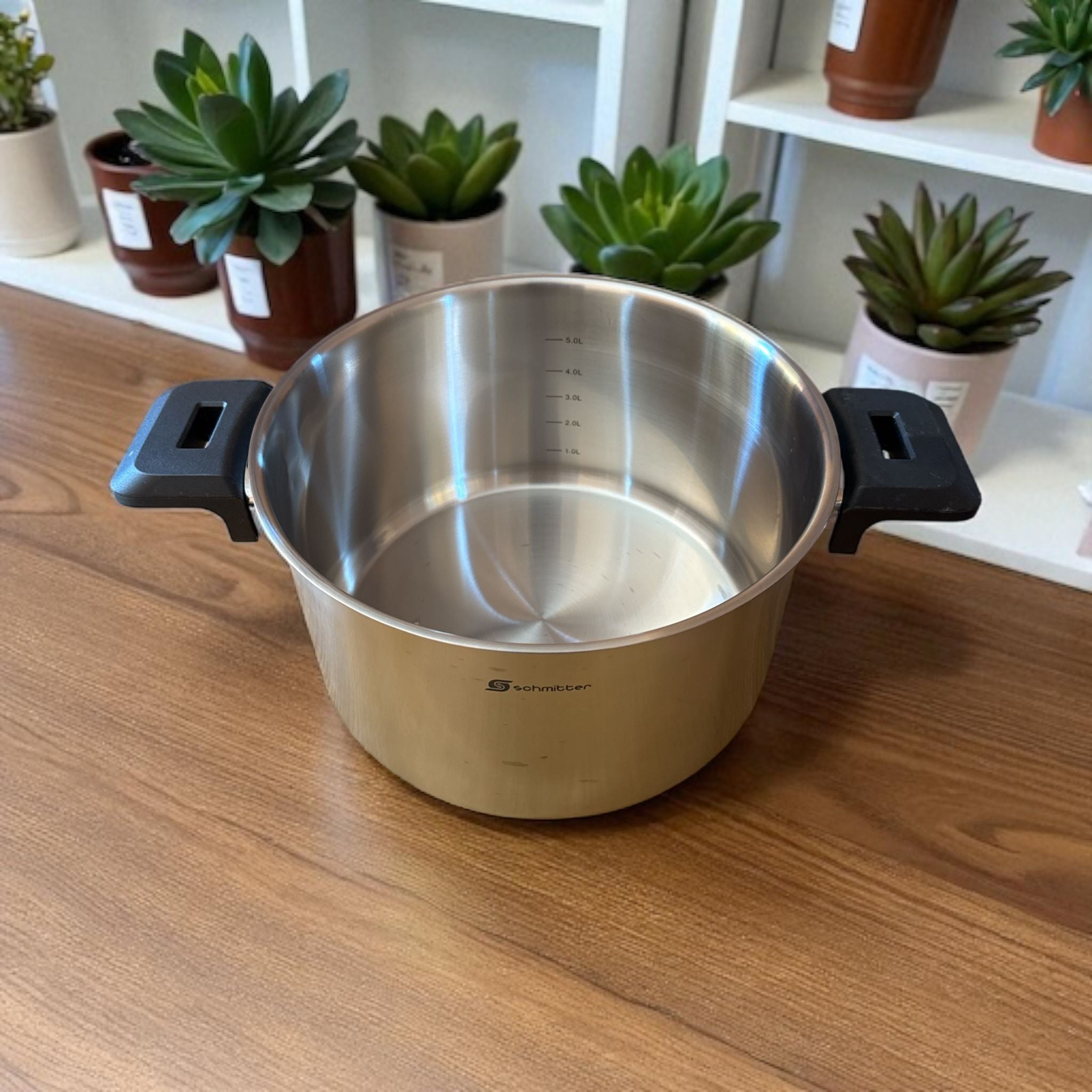 Oală Profesională Schmitter 24 cm / 6L – Capac Inovator & Design Premium
