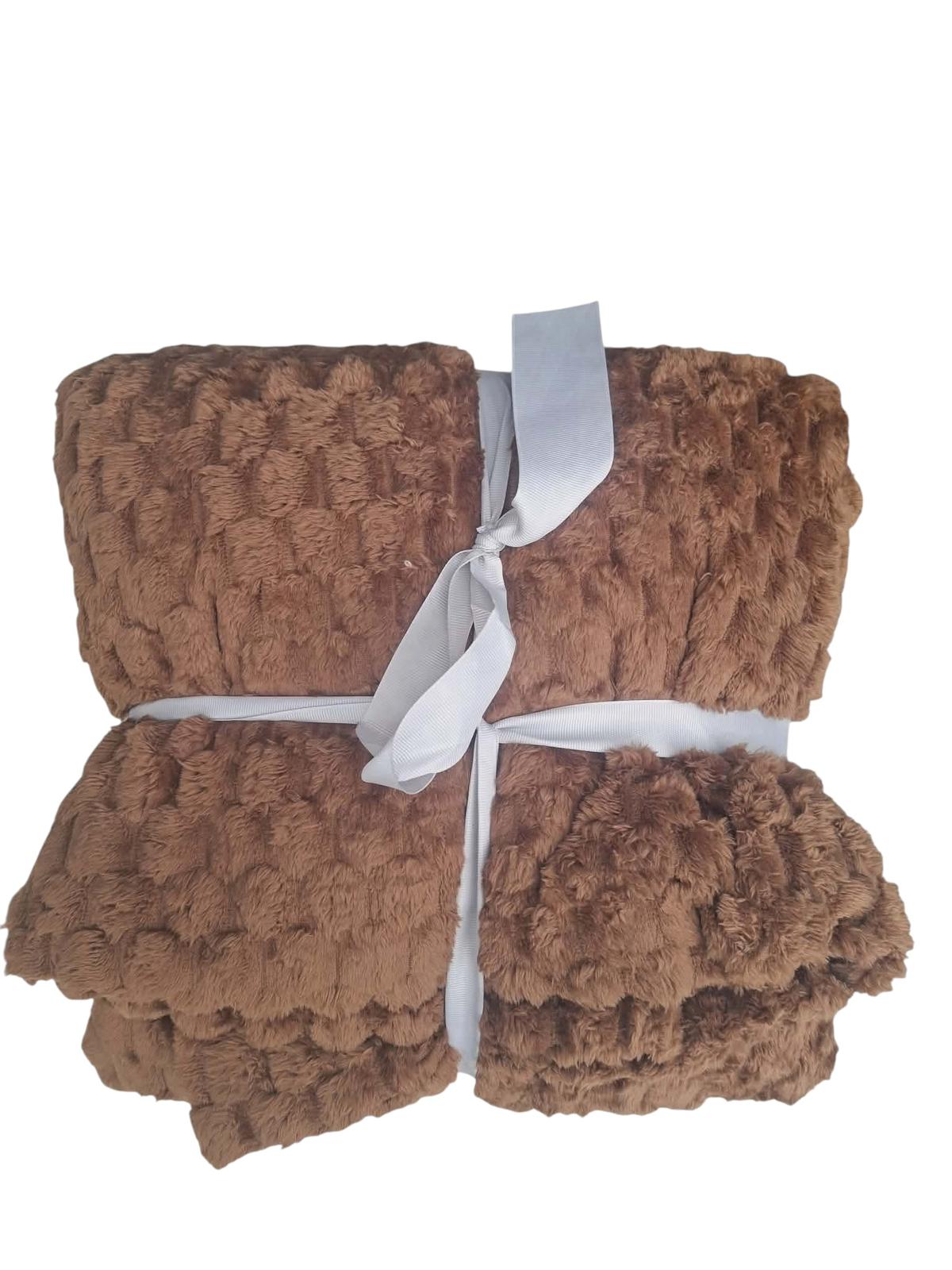 Patura Subtire si Pufoasa Sherpa Maro 200x230 cm Perfecta pentru Vara si Serile Racoroase