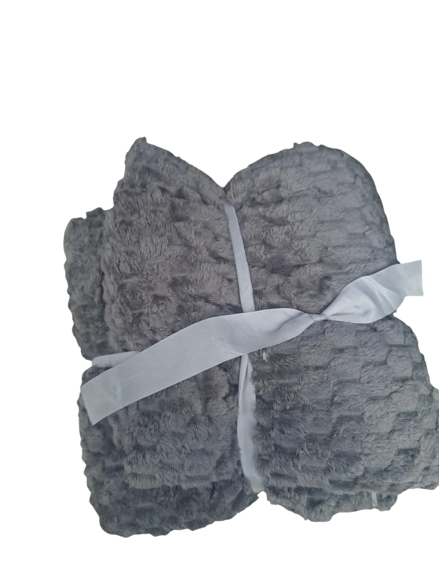 Patura Subtire si Pufoasa Sherpa Gri 200x230 cm Perfecta pentru Vara si Serile Racoroase
