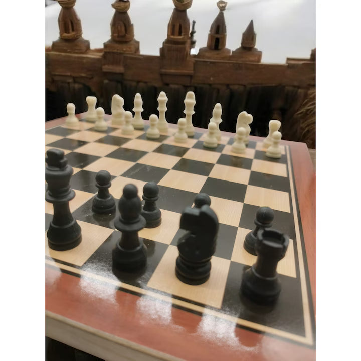 ♟️ Set Șah Complet din Lemn – Tabla 39 × 39 cm + Piese – Pliabil, Elegant, Ideal pentru Cadou